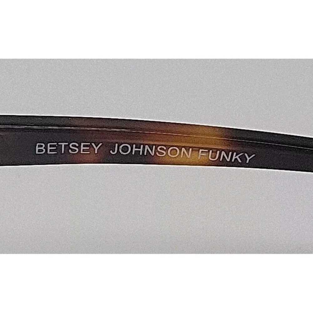 Betsey Johnson FUNKY Eyeglasses brown Cat Eye Full Rim Frames 50-16-144